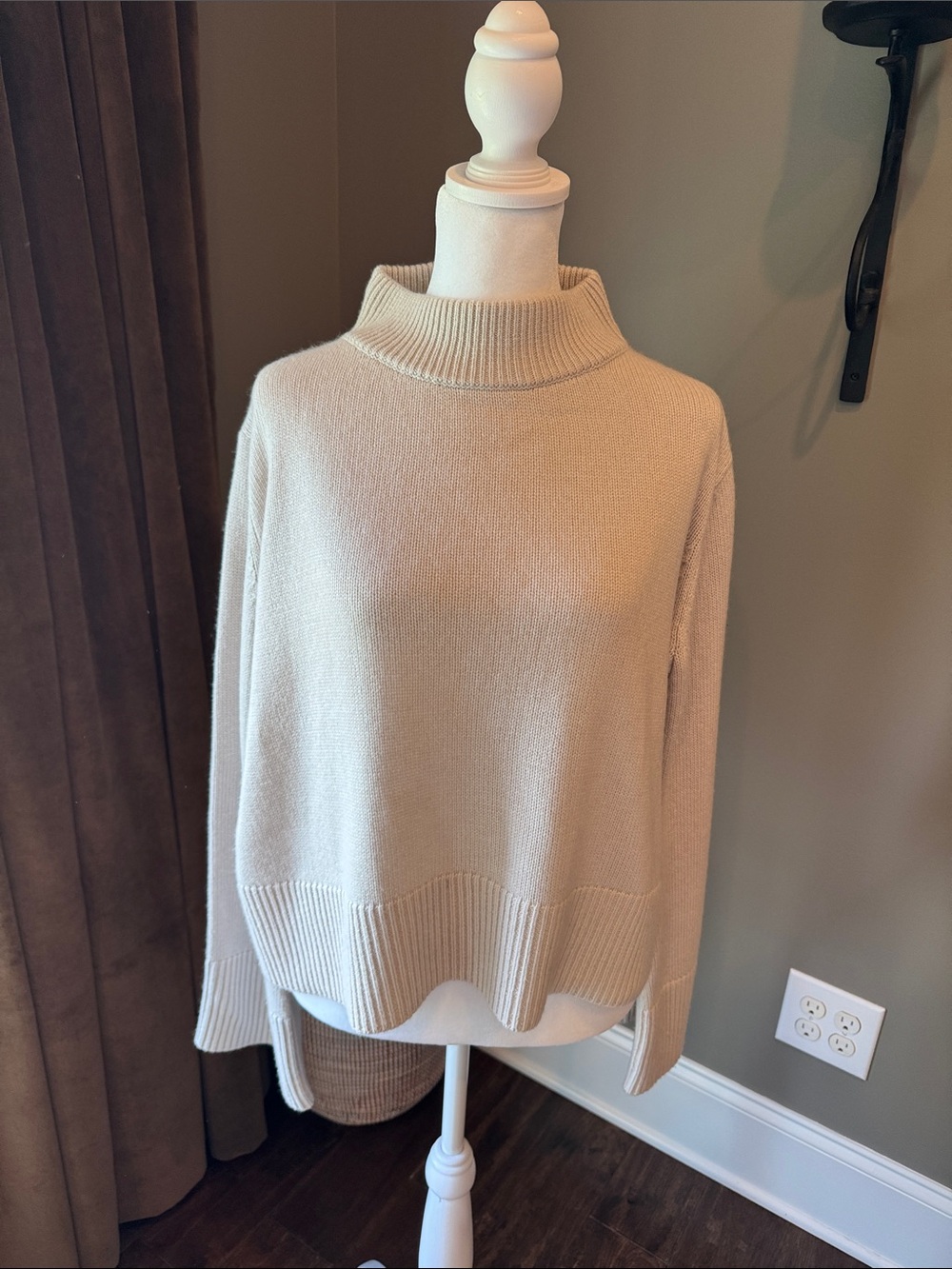 The Reset R Label Oversized Mock Neck Sweater – Cream Grege – Size Small